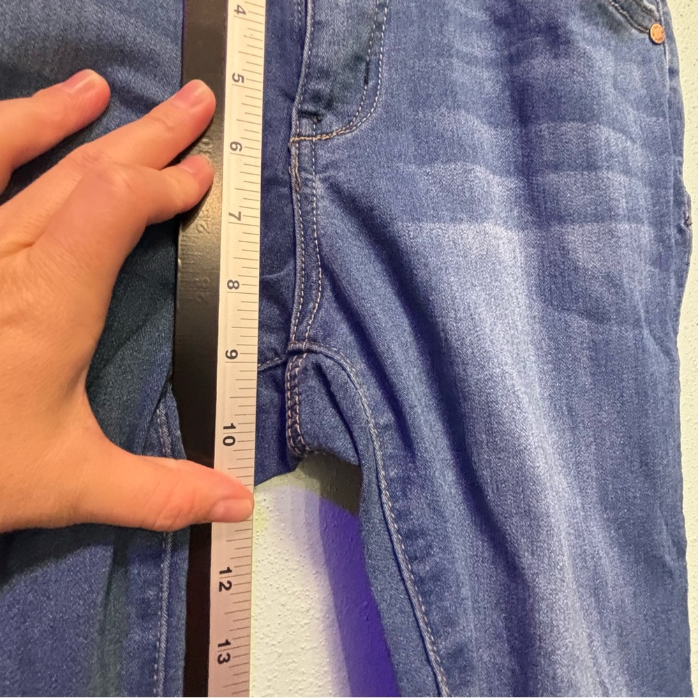 1822 Denim Women's Skinny Jeans in Deep Blue - Picture 7 of 8